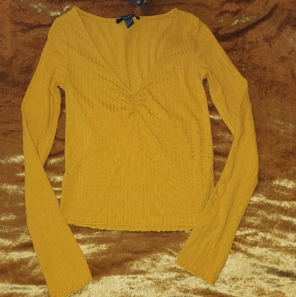 F21 Mustard Yellow Ribbed Long sleeve V-neckline 💛🌼 - Picture 3 of 6